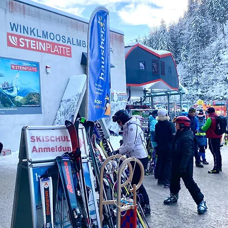 Mit Bergblick Kostenloser Parkplatz, Wlan, Tv, Einbaukueche