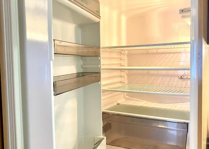 Mit Bergblick Kostenloser Parkplatz, Wlan, Tv, Einbaukueche