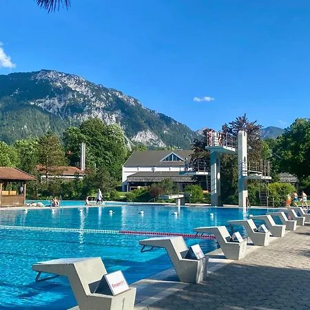 Mit Bergblick Kostenloser Parkplatz, Wlan, Tv, Einbaukueche Apartman *