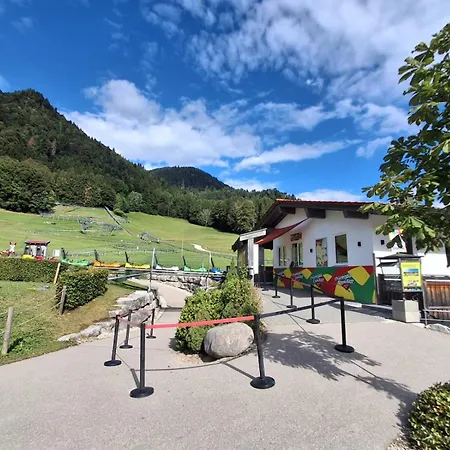 Apartman Mit Bergblick Kostenloser Parkplatz, Wlan, Tv, Einbaukueche Ruhpolding