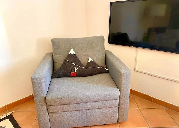 Mit Bergblick Kostenloser Parkplatz, Wlan, Tv, Einbaukueche *